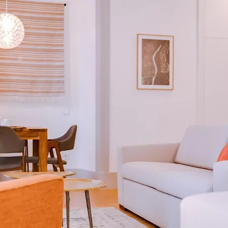 Apartment Poiais By Inside Out