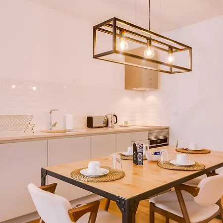 Apartment Poiais By Inside Out Lissabon
