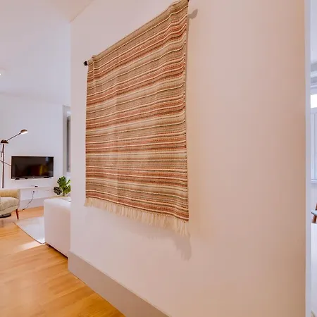 Poiais By Inside Out Apartment